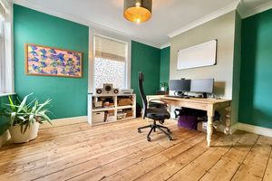 Dining Room- click for photo gallery